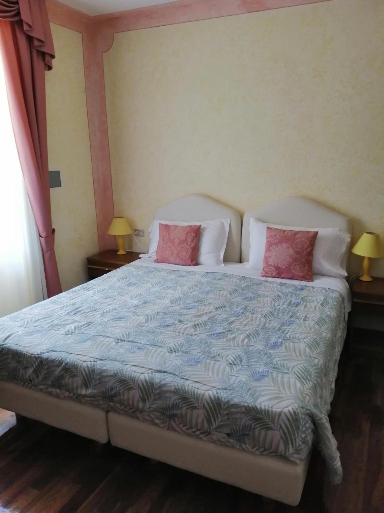 Albergo Stella Alpina Molveno Exterior photo