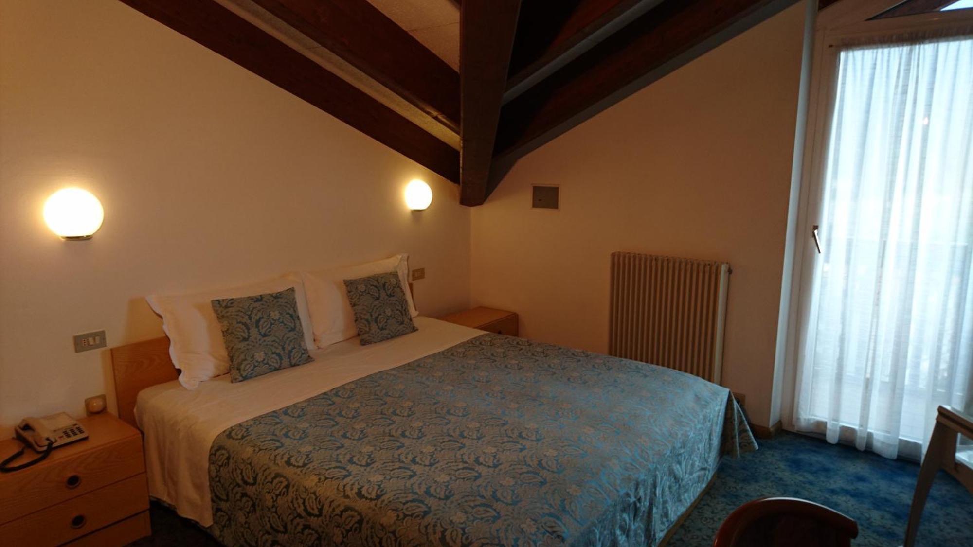 Albergo Stella Alpina Molveno Exterior photo