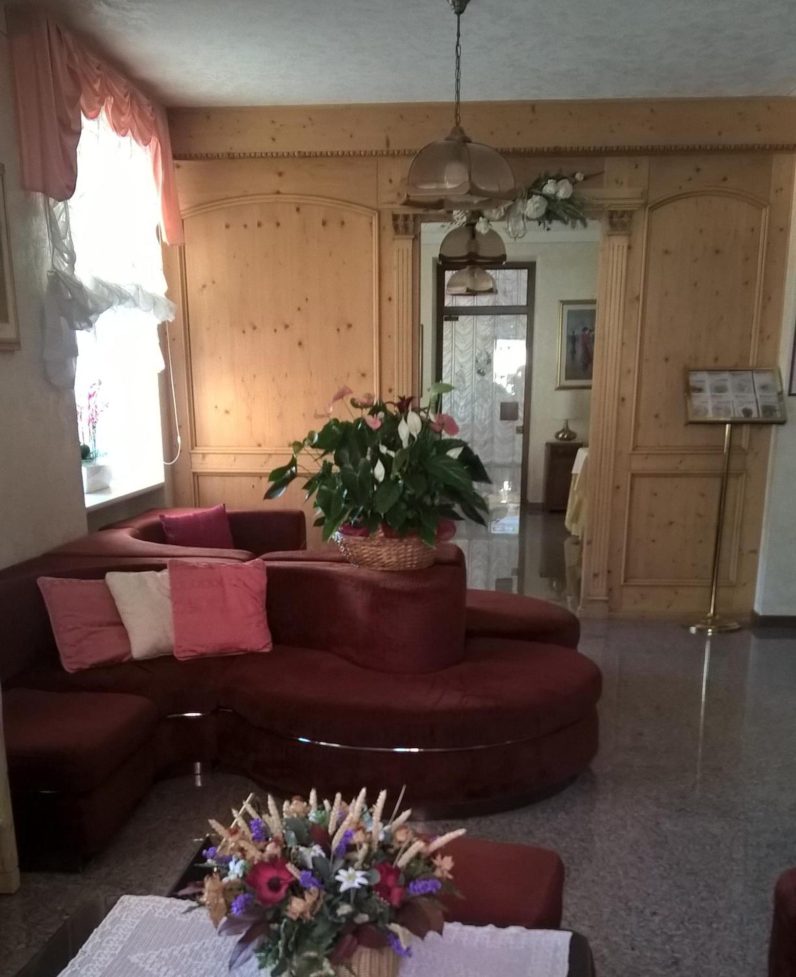 Albergo Stella Alpina Molveno Exterior photo