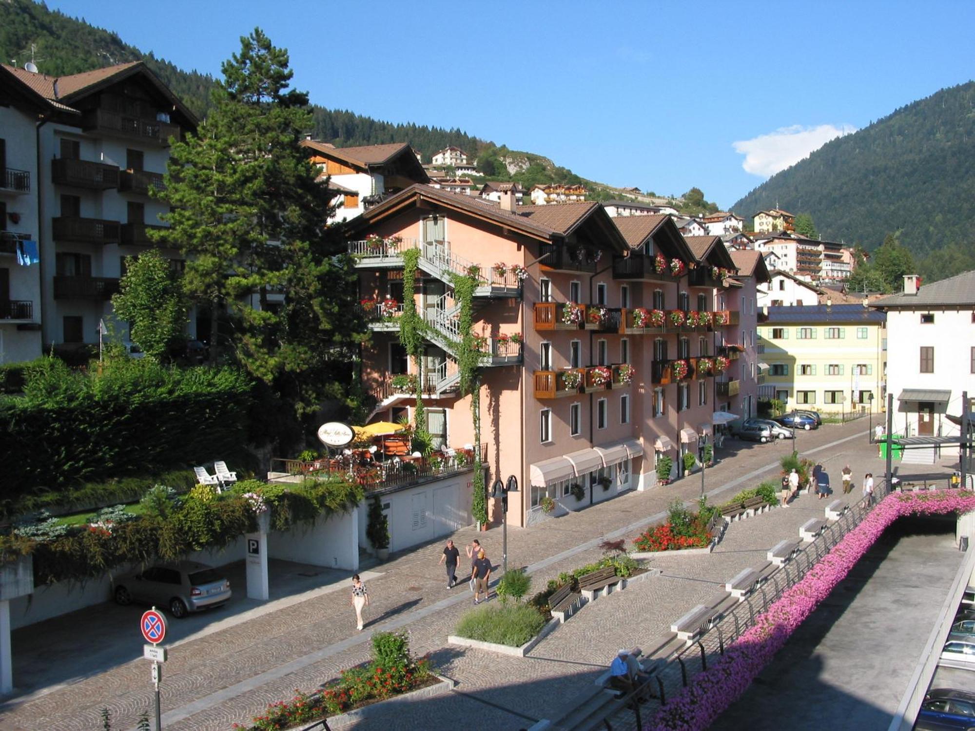 Albergo Stella Alpina Molveno Exterior photo